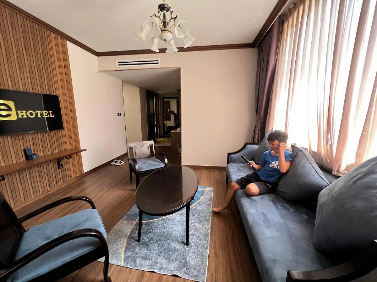 Nancy Tran Grand Strip Villa 12 Vung Tau